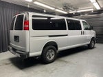 2025 Chevrolet Express Passenger 3500 1LT