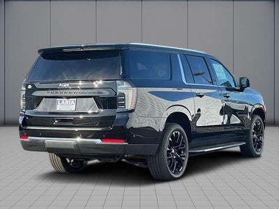 2026 Chevrolet Suburban LT
