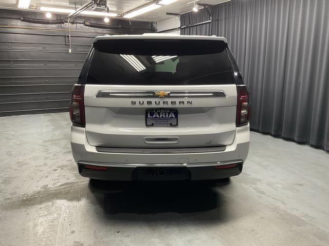 2023 Chevrolet Suburban LT