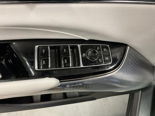 2023 Cadillac LYRIQ Luxury