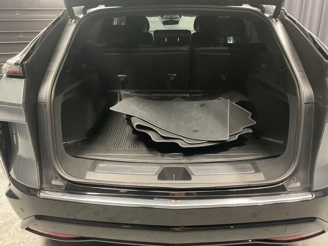 2024 Cadillac LYRIQ Luxury 1