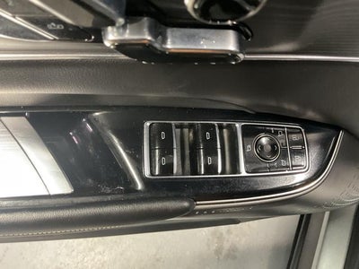 2024 Cadillac LYRIQ Luxury 1