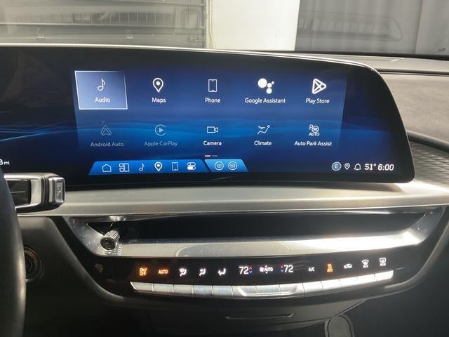 2024 Cadillac LYRIQ Luxury 1