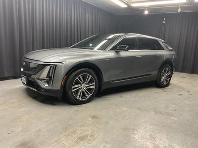 2024 Cadillac LYRIQ Luxury 1