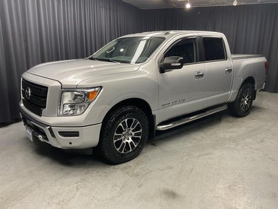 2020 Nissan Titan SV