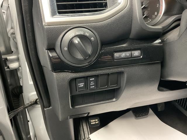 2020 Nissan Titan SV