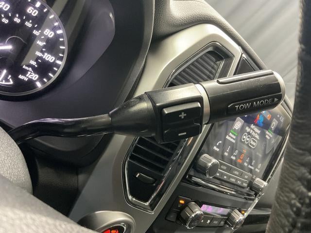 2020 Nissan Titan SV