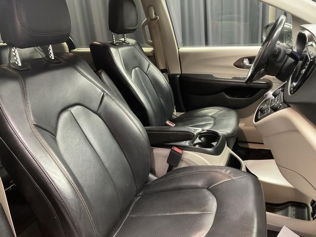 2019 Chrysler Pacifica Touring L Plus