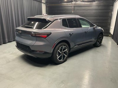 2025 Chevrolet Equinox EV LT