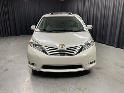 2013 Toyota Sienna XLE AAS