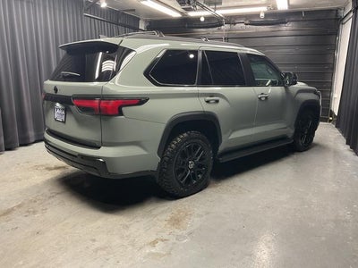 2024 Toyota Sequoia SR5