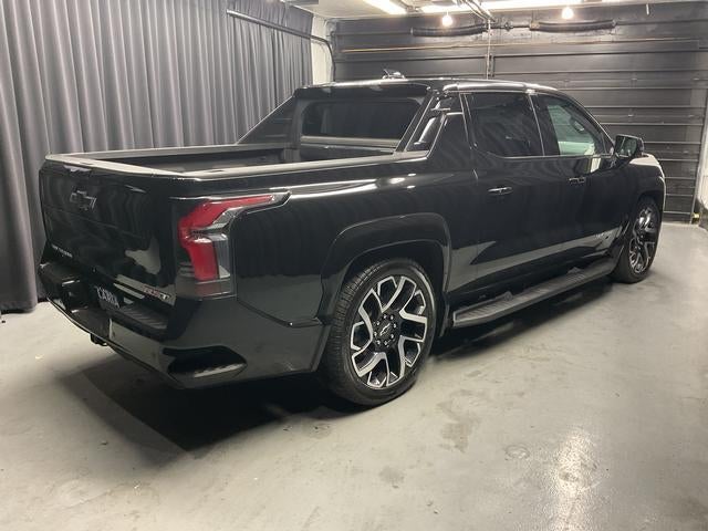 2024 Chevrolet Silverado EV RST