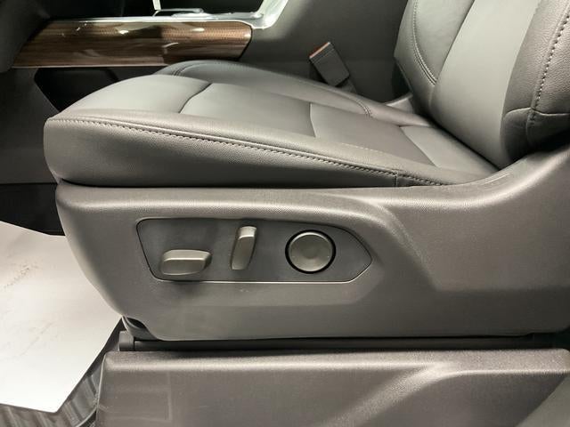 2026 Chevrolet Silverado 3500 HD LT - Photo 13