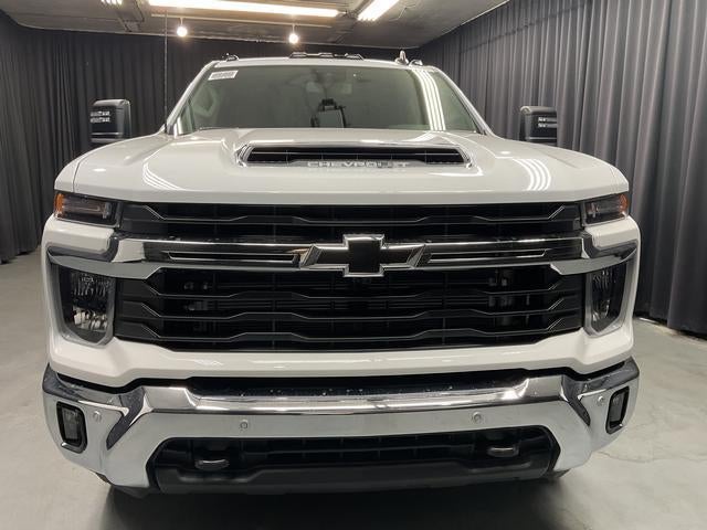 2026 Chevrolet Silverado 3500 HD LT - Photo 6