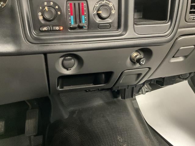2005 Chevrolet Silverado 1500 Base