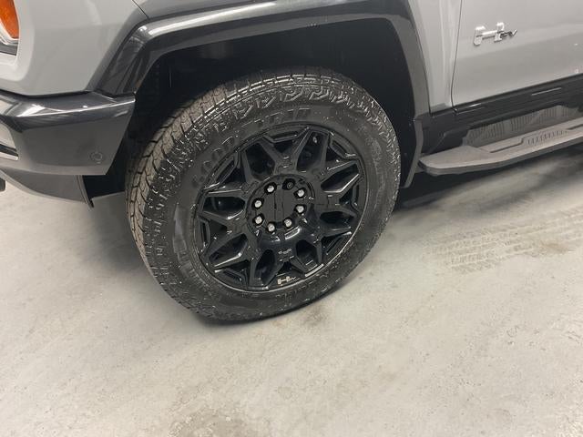 2024 GMC HUMMER EV SUV 2X