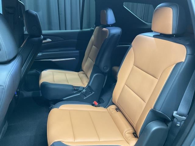 2027 Chevrolet Traverse Z71 - Photo 10