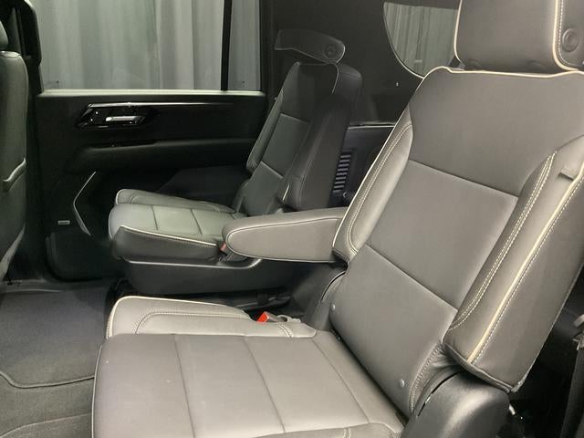 2026 Chevrolet Suburban Premier - Photo 10