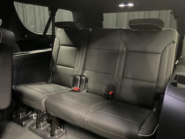 2026 Chevrolet Suburban Premier - Photo 11