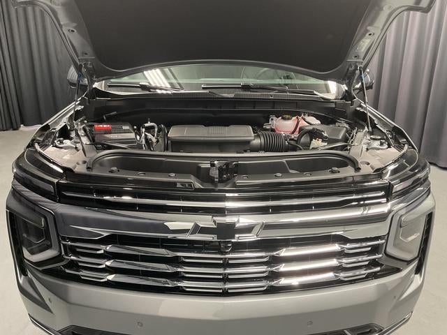 2026 Chevrolet Suburban Premier - Photo 19