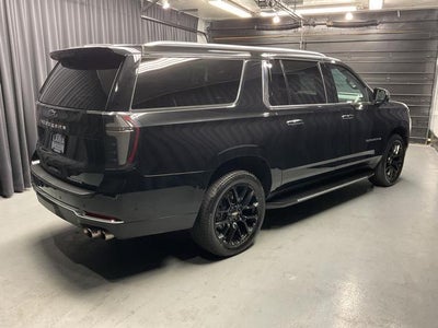 2025 Chevrolet Suburban Premier