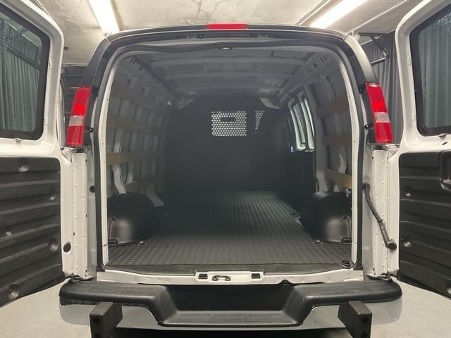 2025 GMC Savana Cargo Work Van