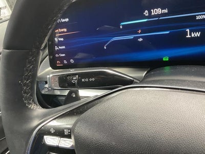 2024 Cadillac LYRIQ Luxury 1
