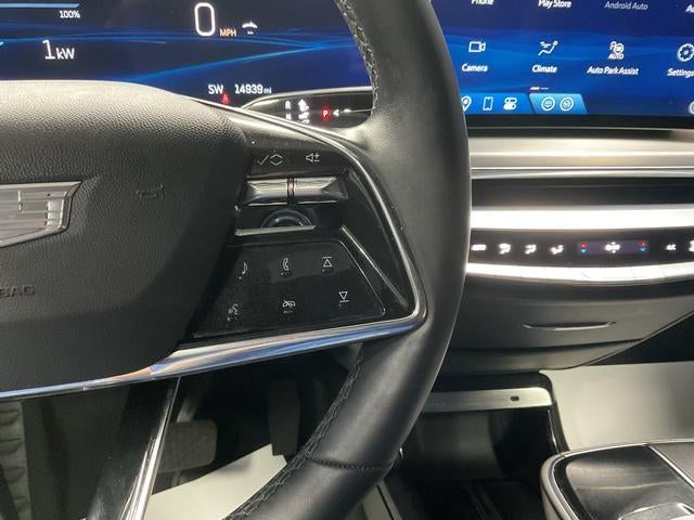 2024 Cadillac LYRIQ Luxury 1