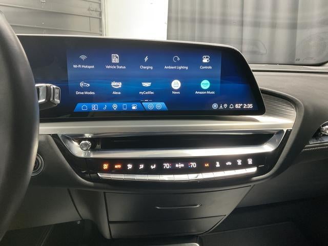 2024 Cadillac LYRIQ Sport 1