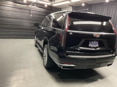 2023 Cadillac Escalade Luxury