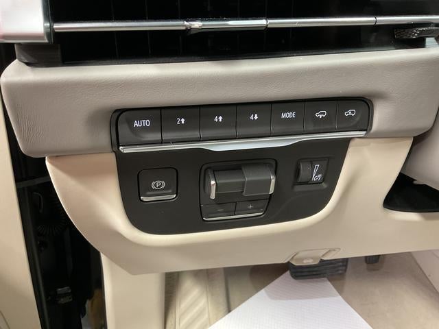 2026 Cadillac Escalade Platinum Luxury
