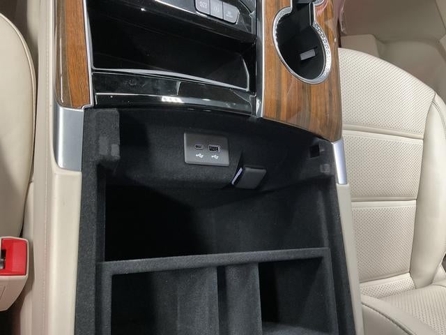 2026 Cadillac Escalade Platinum Luxury