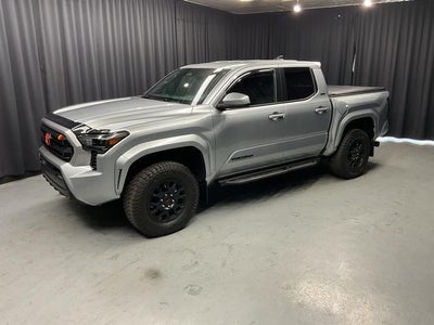 2024 Toyota Tacoma 4WD SR5