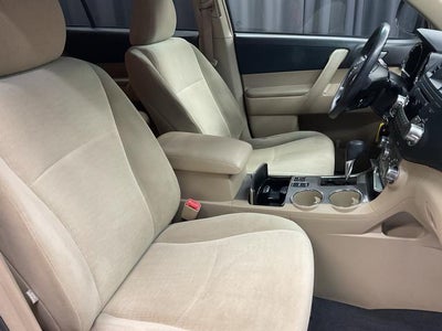 2012 Toyota Highlander Base
