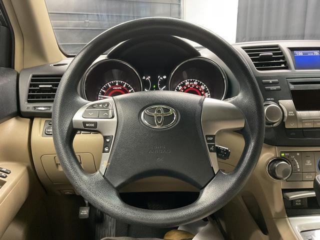 2012 Toyota Highlander Base