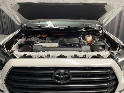 2024 Toyota Sequoia SR5