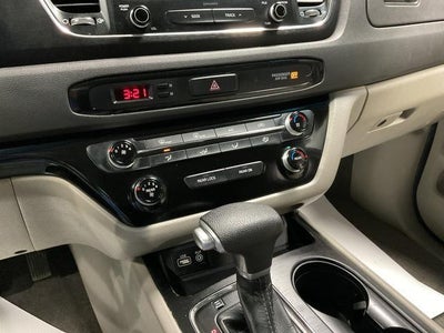2017 Kia Sedona L