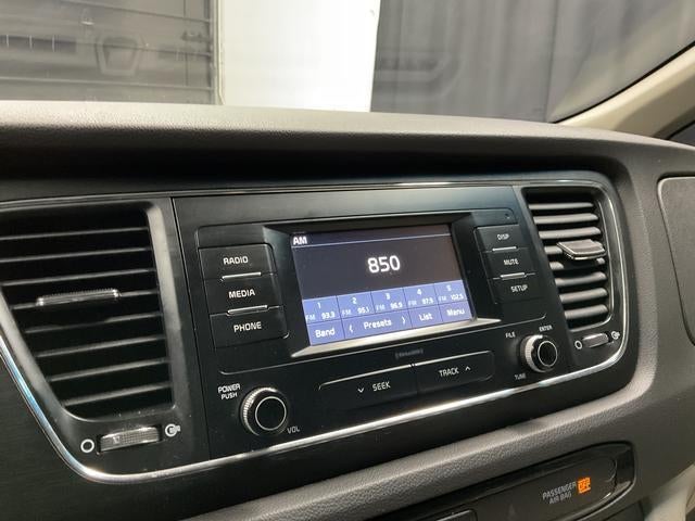 2017 Kia Sedona L