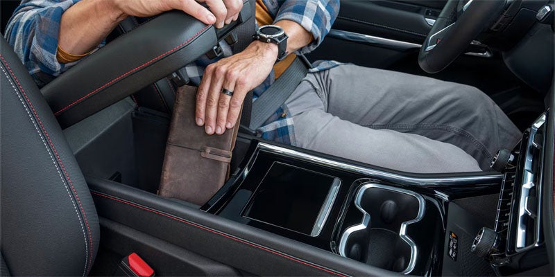 2026 Chevrolet Traverse center console storage and controls